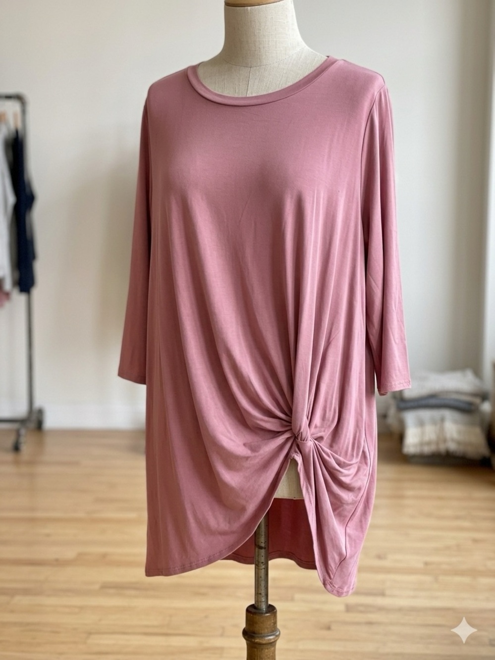 Botanique Women’s Plus 1X Pink Solid Round Neck 3/4 Pullover Knit Tunic Twist